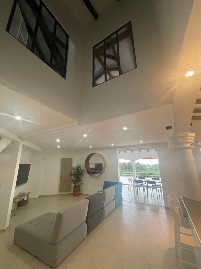 Les Appart Villa Sunbay Caraibes Avec Piscine Privative Vue Mer Et Montagne Le François Eksteriør billede