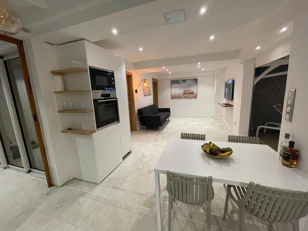 Les Appart Villa Sunbay Caraibes Avec Piscine Privative Vue Mer Et Montagne Le François Eksteriør billede
