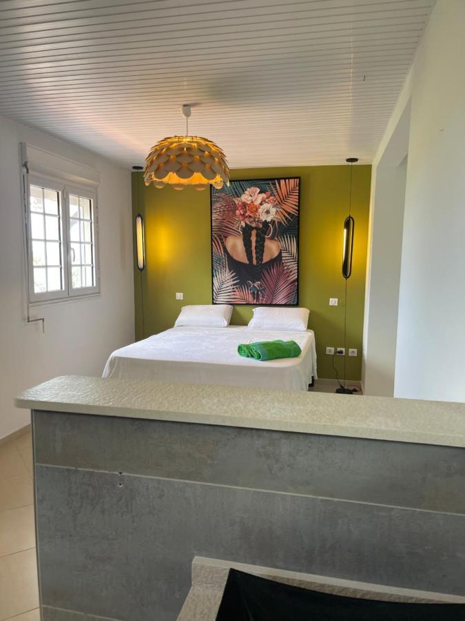 Les Appart Villa Sunbay Caraibes Avec Piscine Privative Vue Mer Et Montagne Le François Eksteriør billede